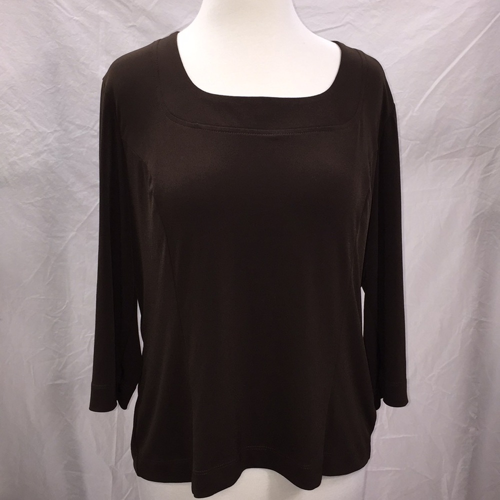 Simonton Says Brown Top